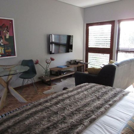 Live Like A Local: Studio 29 @ 25 Market Street Stellenbosch Extérieur photo